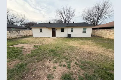 103 Myers Avenue, Cleburne, TX 76033 - Photo 16