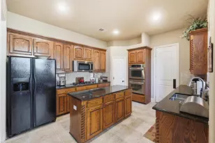 2651 Sage Ridge Dr, Frisco, TX 75034 - Photo 10