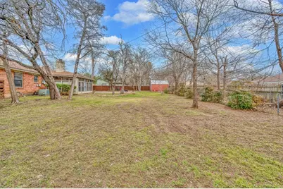 7800 Tallahassee Road, Woodway, TX 76712 - Photo 32