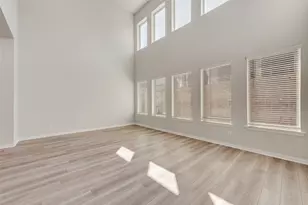 8095 Challenger Ln, Frisco, TX 75034 - Photo 8