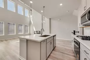 8095 Challenger Ln, Frisco, TX 75034 - Photo 4