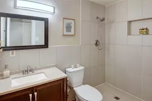 7931 Royal Ln, Dallas, TX 75230 - Photo 18