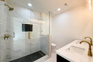 1004 Timbercreek Dr, Lewisville, TX 75067 - Photo 20