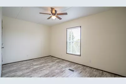 913 Bosque River Drive, Granbury, TX 76048 - Photo 30