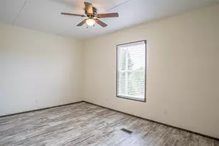 913 Bosque River Dr, Granbury, TX 76048 - Photo 30