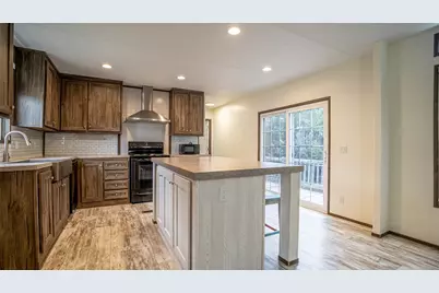 913 Bosque River Drive, Granbury, TX 76048 - Photo 18