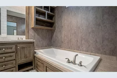 913 Bosque River Drive, Granbury, TX 76048 - Photo 26