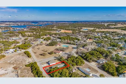 913 Bosque River Drive, Granbury, TX 76048 - Photo 38