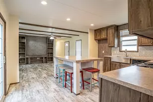 913 Bosque River Dr, Granbury, TX 76048 - Photo 16