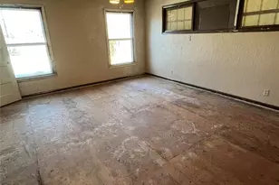 1103 W 11th St, McGregor, TX 76657 - Photo 14