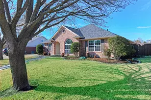 10508 Oak Creek Dr, Greenville, TX 75402 - Photo 2