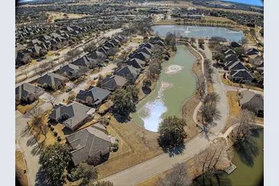 319 Lakewood Drive, Trophy Club, TX 76262 - Photo 2