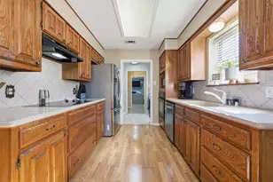 2721 Country Spring Rd, Lorena, TX 76655 - Photo 12