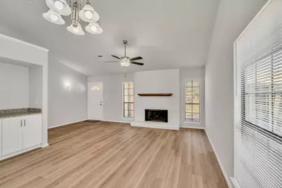 1508 Rockdale Drive, Arlington, TX 76018 - Photo 4