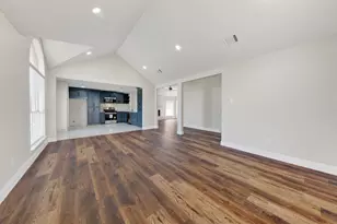 607 Rawlins Dr, Lancaster, TX 75146 - Photo 8