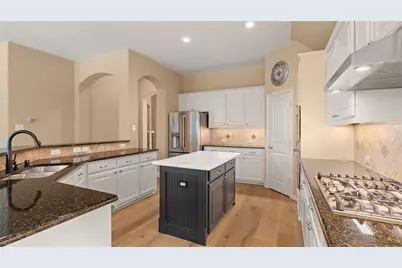 5004 Dunster Drive, McKinney, TX 75070 - Photo 10