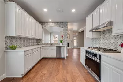 544 Forest Hill Drive, Coppell, TX 75019 - Photo 2