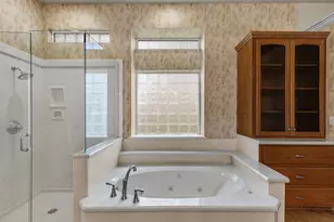 5809 Nutcracker Dr, Granbury, TX 76049 - Photo 18