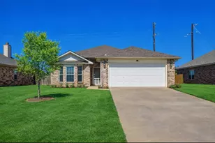 3511 Austin St, Gainesville, TX 76240 - Photo 1
