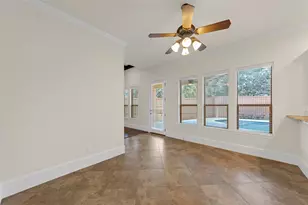 9515 Edith Ln, Dallas, TX 75220 - Photo 16