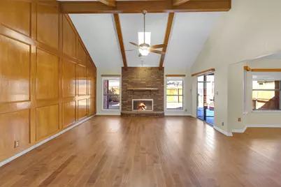 6300 Aires Drive, Arlington, TX 76001 - Photo 6