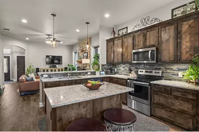 212 McKittrick Lane, Godley, TX 76044 - Photo 8