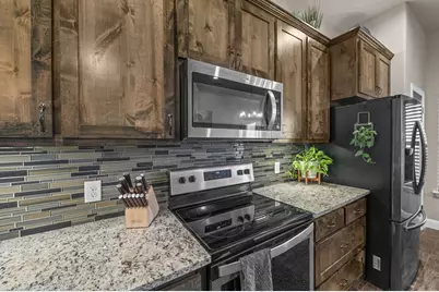 212 McKittrick Lane, Godley, TX 76044 - Photo 10