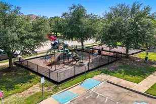 6000 Lost Valley Dr, The Colony, TX 75056 - Photo 16