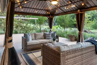 1140 Stoney Creek Drive, Cedar Hill, TX 75104 - Photo 18