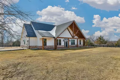 1205 Northshore Lane, Valley View, TX 76272 - Photo 4