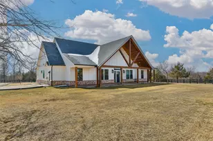 1205 Northshore Ln, Valley View, TX 76272 - Photo 4