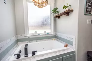 1205 Northshore Ln, Valley View, TX 76272 - Photo 22