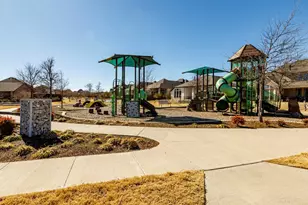 1724 Cannon St, Van Alstyne, TX 75495 - Photo 40