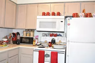 5335 Bent Tree Forest Dr, Dallas, TX 75248 - Photo 10