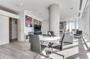 2430 Victory Park Ln, Dallas, TX 75219 - Photo 10