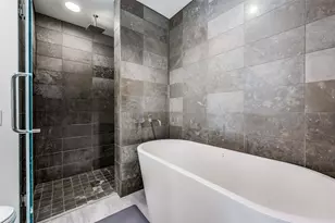 2430 Victory Park Ln, Dallas, TX 75219 - Photo 14