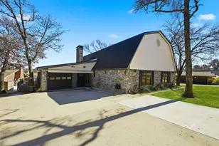 1225 Kiowa Dr W, Lake Kiowa, TX 76240 - Photo 6