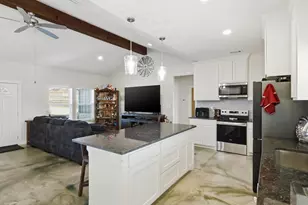 231 Julian Ln, Poolville, TX 76487 - Photo 12