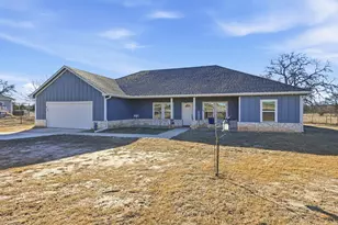 231 Julian Ln, Poolville, TX 76487 - Photo 2