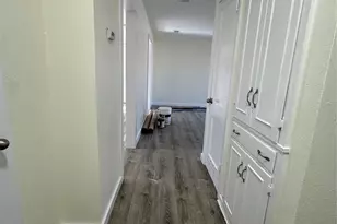 214 E Acheson St, Denison, TX 75021 - Photo 2