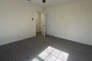 214 E Acheson St, Denison, TX 75021 - Photo 10