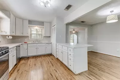 305 W Trinity Street, Forney, TX 75126 - Photo 10