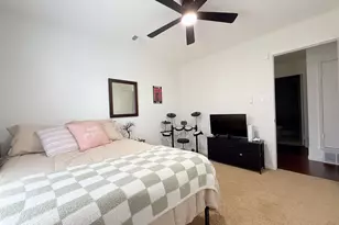 6828 Younger Dr, The Colony, TX 75056 - Photo 16