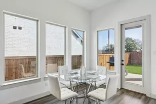 110 Keane Ct, Mansfield, TX 76063 - Photo 10