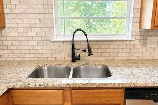 518 Calvin Dr, Garland, TX 75041 - Photo 6