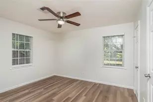 837 Yale Ave, Lewisville, TX 75057 - Photo 12