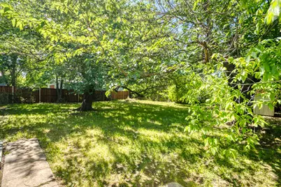 837 Yale Avenue, Lewisville, TX 75057 - Photo 22