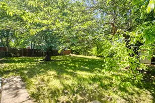 837 Yale Ave, Lewisville, TX 75057 - Photo 22