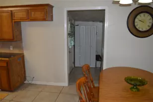 112 S 2nd St, Godley, TX 76044 - Photo 8