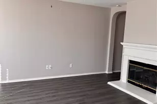 652 Spillway Dr, Little Elm, TX 75068 - Photo 4